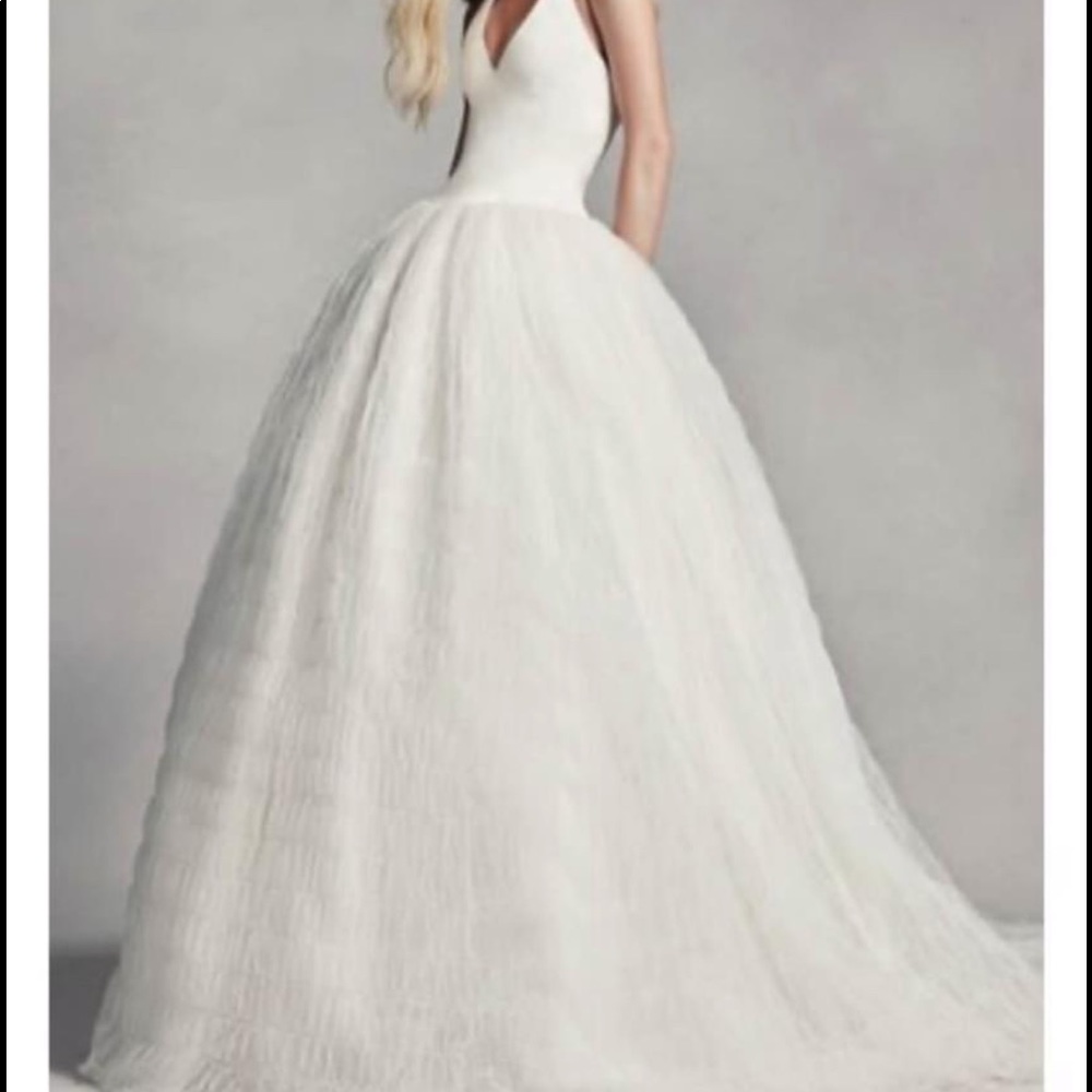 Vera Wang Wedding Gown NWT VW351303